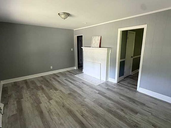 2nd image of 2604 Wise St