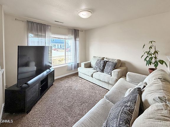 2nd image of 3604 Long Branch Ave