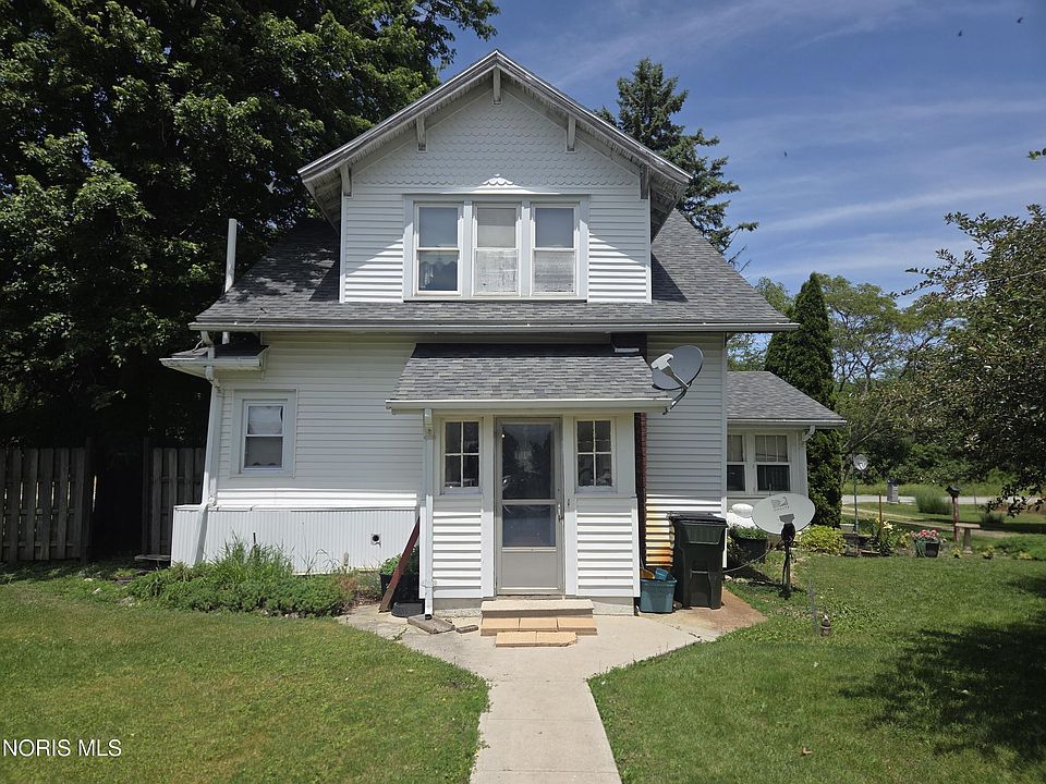1st image of 2494 Pelton Rd