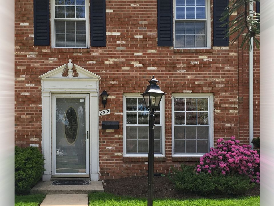 1st image of 222 N Sterling Blvd