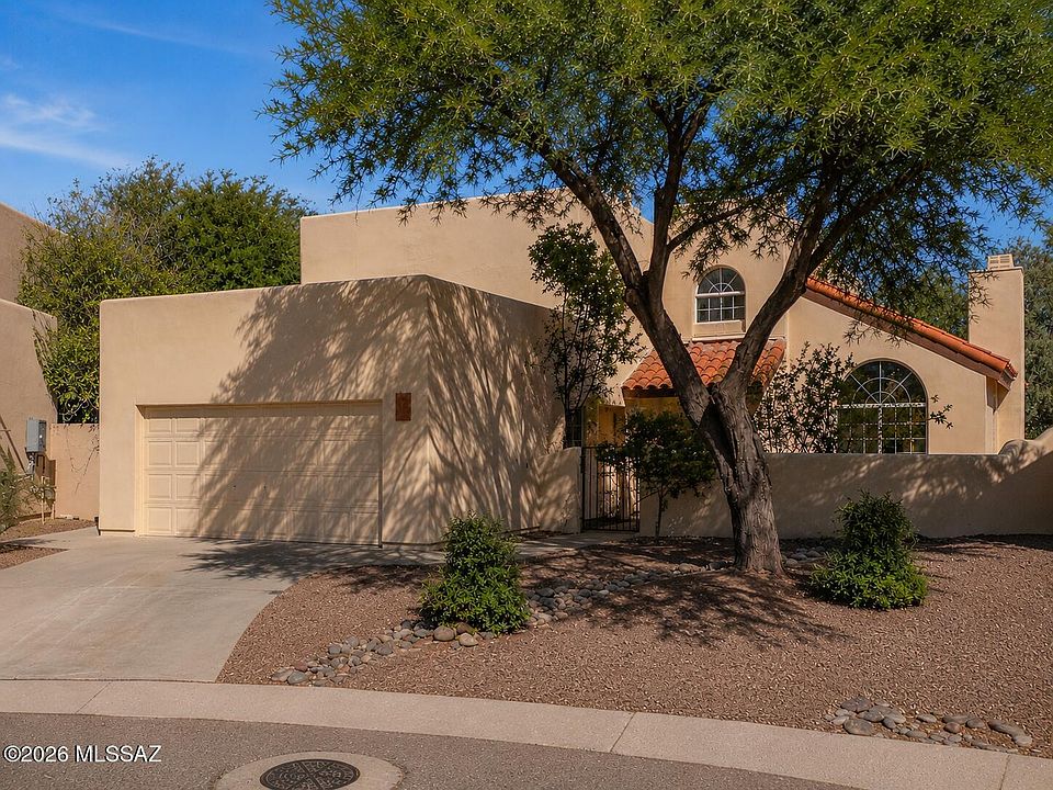 1st image of 3032 N Palomino Park Loop