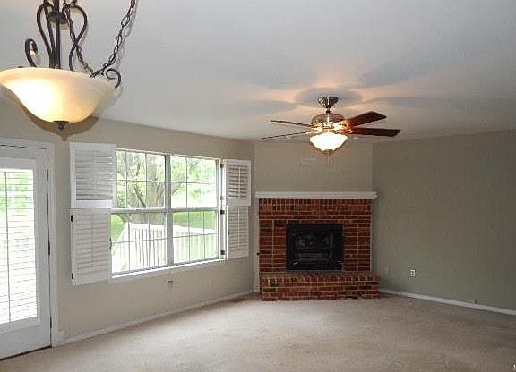 5th image of 3179 Autumn Trace Dr