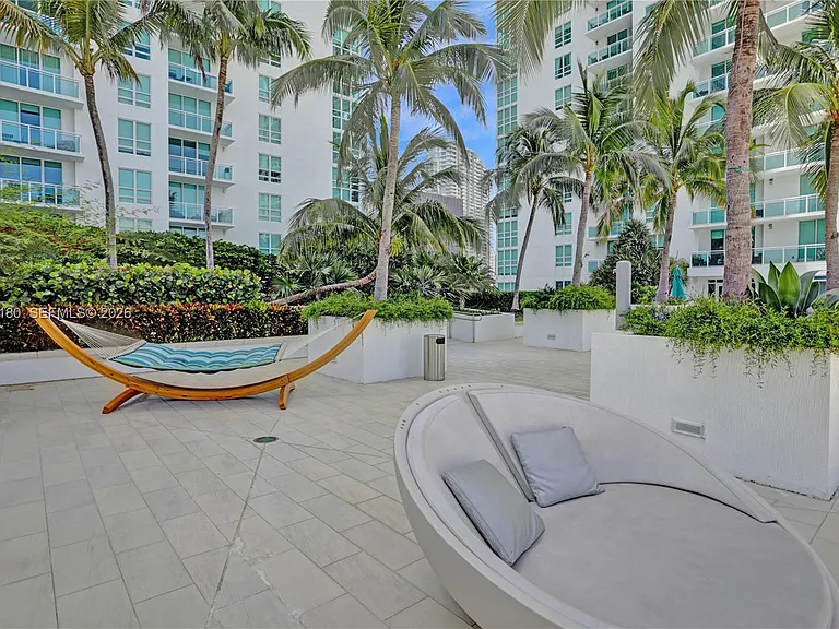 950 Brickell Bay Dr #4610 — Photo 41
