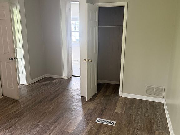 5th image of 228 E Center St Unit 103