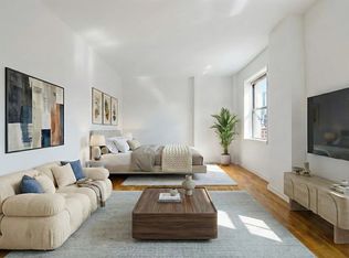 215 W 101st St APT 2E, New York, NY 10025