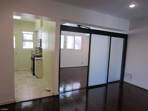 4th image of 5521 W 6th St