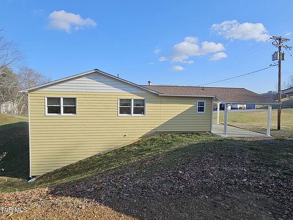 4th image of 5723 Eagle Ave