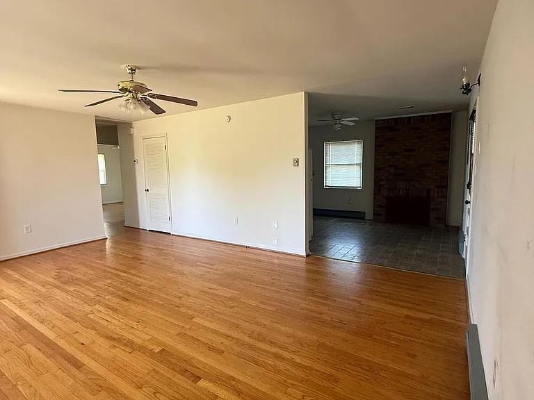 1667 Monroe Bay Cir — Photo 11