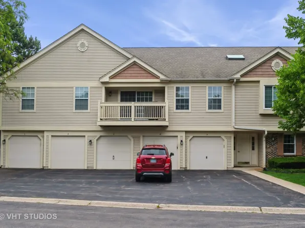 1257 Ballantrae Pl APT C, Mundelein, IL 60060