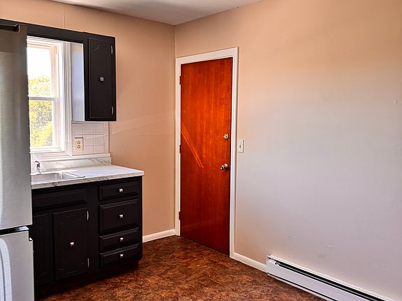 5th image of 20 Dubois St #20