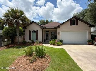 288 Villager Dr, Saint Simons Island, GA 31522