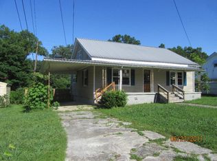 65 Walnut St, Trion, GA 30753