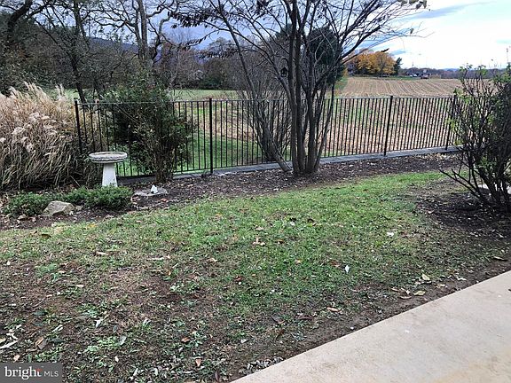 4th image of 201B Southridge Ct