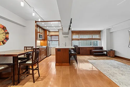 100 W 57th St Photo 1