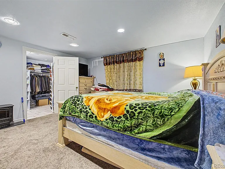 2757 S Salida St — Photo 37