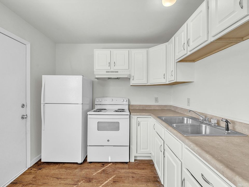 1st image of 618 E Waverly St #2B-1Ba-830Sqft