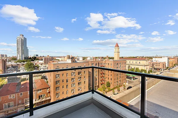 Sold by Compass | media 6