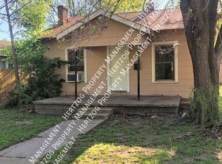 303 S Lake St, Ponca City, OK 74601