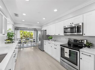 201 Palm River Blvd APT E201, Naples, FL 34110