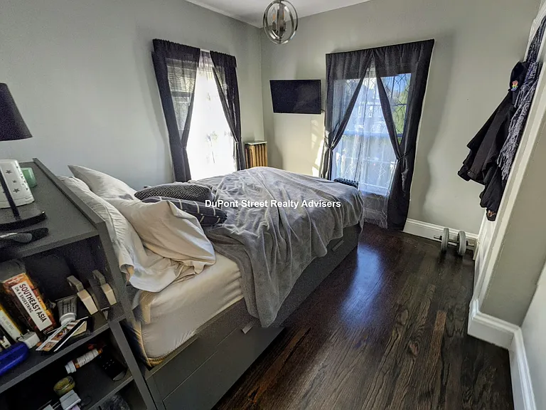 74 Sydney St #2 — Photo 8