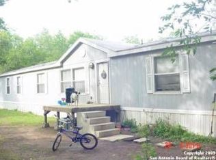 12121 County Road 401, Stockdale, TX 78160