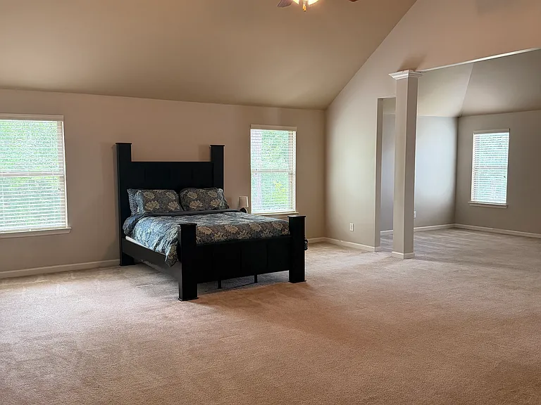 2771 Huntcliffe Dr — Photo 10