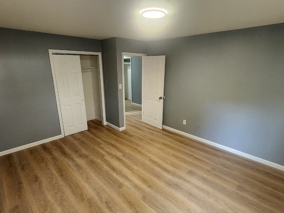 Large Master Bedroom.
