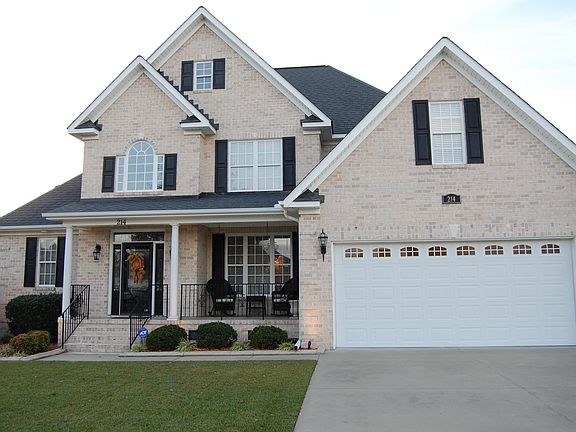 2nd image of 214 Kingston Cir