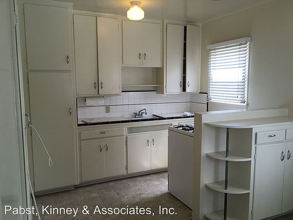 5th image of 785 Temple Ave APT 7