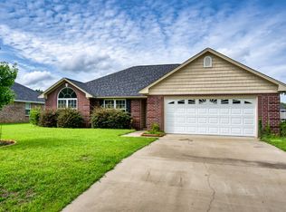 2860 Foxcroft Cir, Sumter, SC 29154