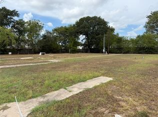 1804 Brookhaven St, Bryan, TX 77803