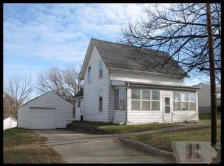 906 Walnut St, Atlantic, IA 50022