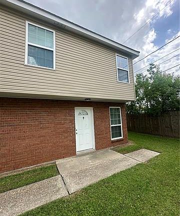 3rd image of 1153 Heather Ln #D