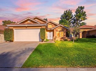 19265 White Dove Ln, Riverside, CA 92508