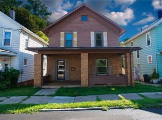 33 Kellogg St, Erie, PA 16508