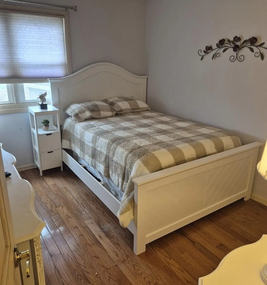 3 bed, 2.5 bath, 1440 sqft, $4,500 — Photo 2