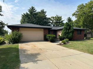 2613 Elizabeth St, Janesville, WI 53548