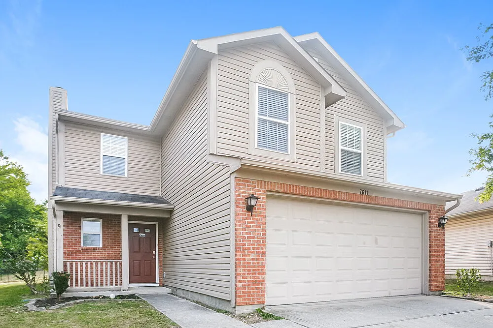 4 bed, 2.5 bath, 2020 sqft, $2,020 — Photo 4