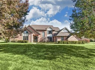 2476 Indian Wells Trl, Sugarcreek Township, OH 45385