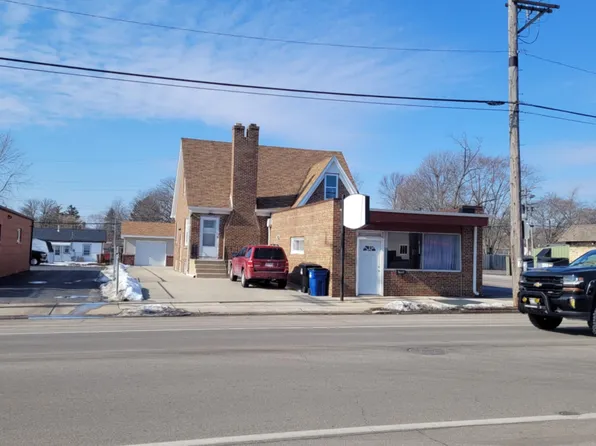 2400 Lathrop Ave #W, Racine, WI 53405