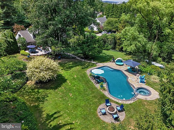 3rd image of 368 King Of Prussia Rd