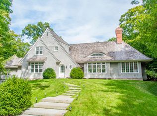 40 Deep Wood Ln, Amagansett, NY 11930
