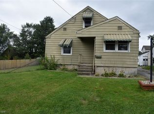 342 Plymouth Ave, Girard, OH 44420