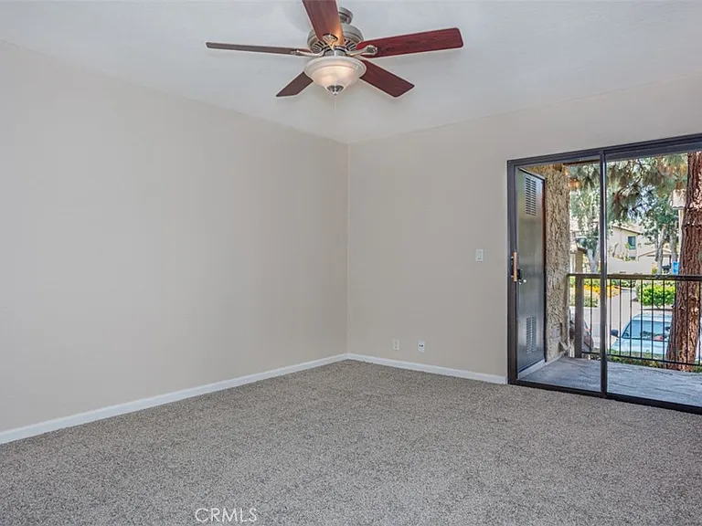 25561 Indian Hill Ln #O — Photo 7