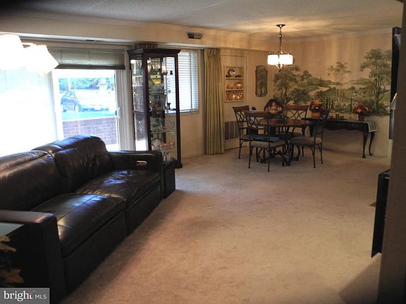 4th image of 1745 Edgewood Hill Cir APT 1
