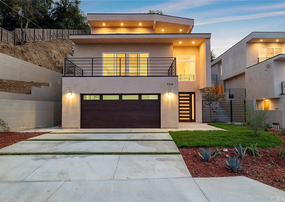 1st image of 7234 Mooney Dr