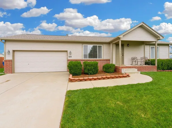 628 E Rolling View Ct, Valley Center, KS 67147