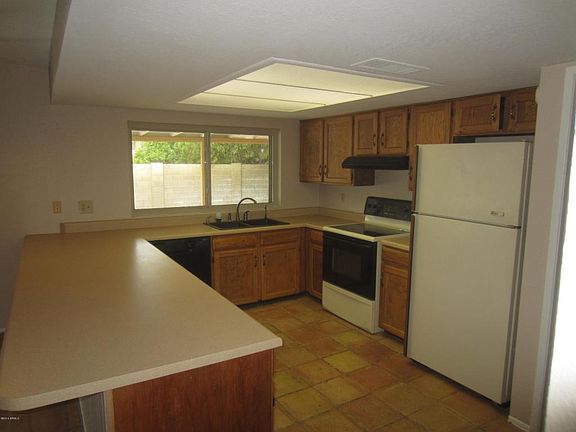 4th image of 11010 N 47th Dr