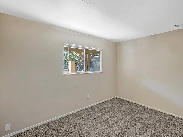 850 Devisadero St #B — Photo 15