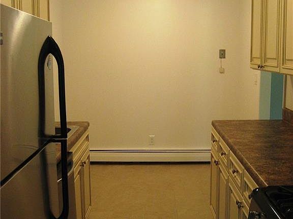 5th image of 2 Brevoort Dr APT 1B
